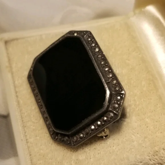 1930S Art Deco Sterling Marcasite Onyx Brooch - Picture 2 of 6